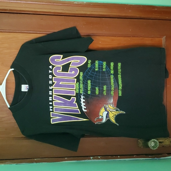 NFL Other - Vintage vikings shirt